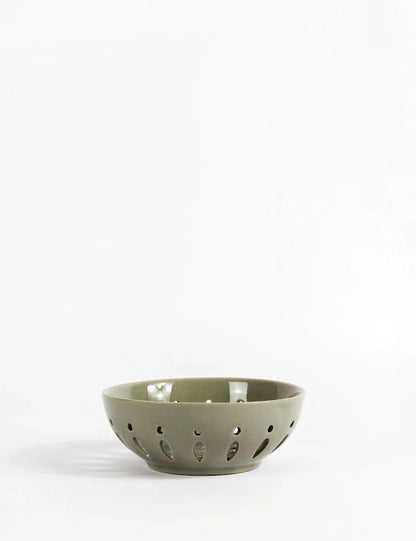 Stoneware Berry Bowl
